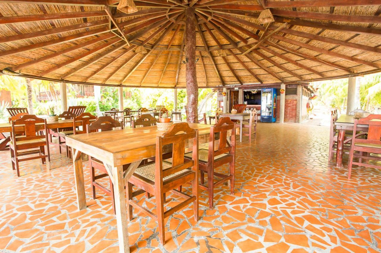 Redwood Beach Resort Mechapa ภายนอก รูปภาพ